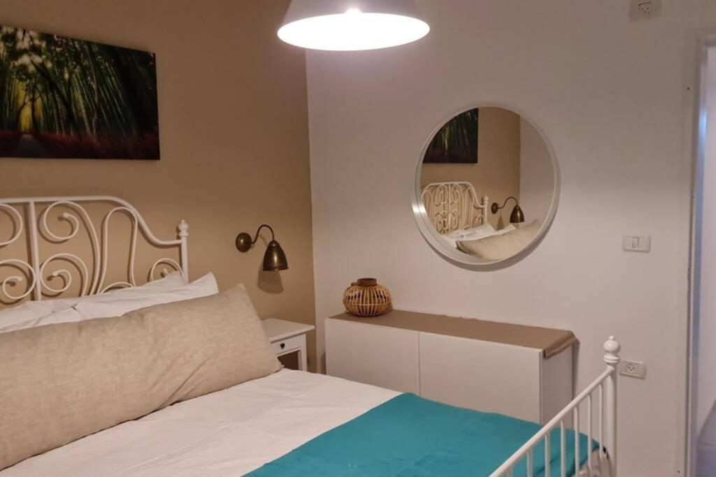 נוף הארבל עם חלון לכינרת Apartment Migdal Exterior photo